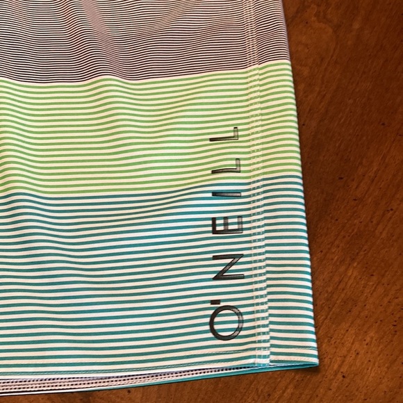 O’NEILL Mens Board Short - size 40” waist - Picture 3 of 13